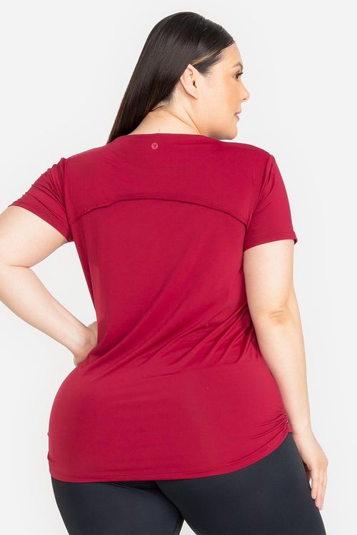 T-Shirt Plus Freedom Drape
 VERÃO24 - Cranberry