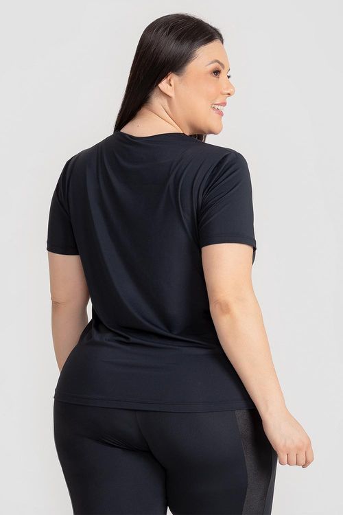 Camiseta Plus Freedom
 - Preto
