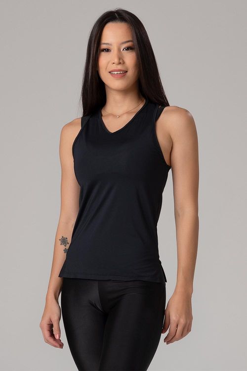 Blusa Neutral com Abertura Lateral - Preto