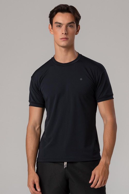 Camiseta Aero Essential Maculina - Preta