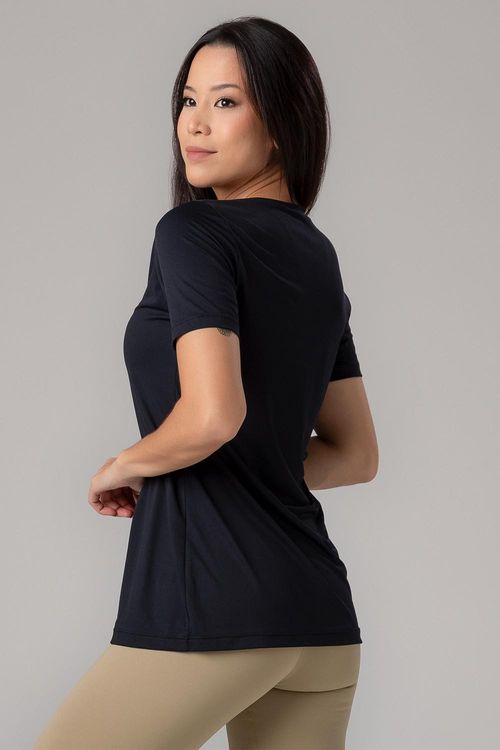 T-SHIRT ECO DRY WIDE ESSENTIAL ADULTO - REF. F15840 - PRETO - ADULTO